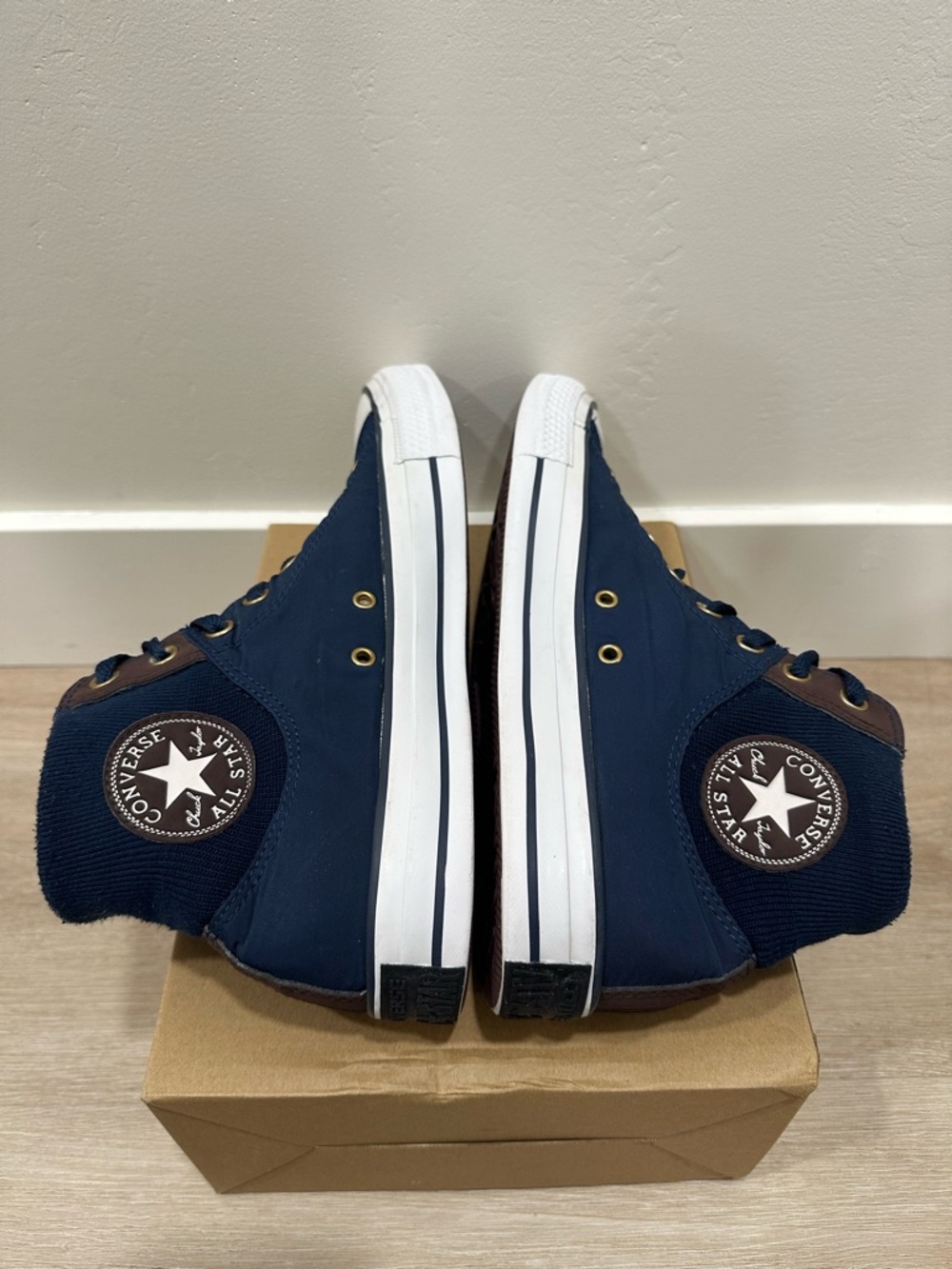 Converse Chuck Taylor All Stars - Navy High Top Sneakers